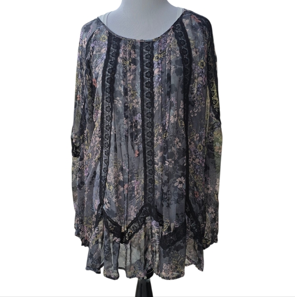 Johnny Was 4LoveandLiberty Floral Lace Long Sleeve Silk Blouse Size Medium - Picture 2 of 5